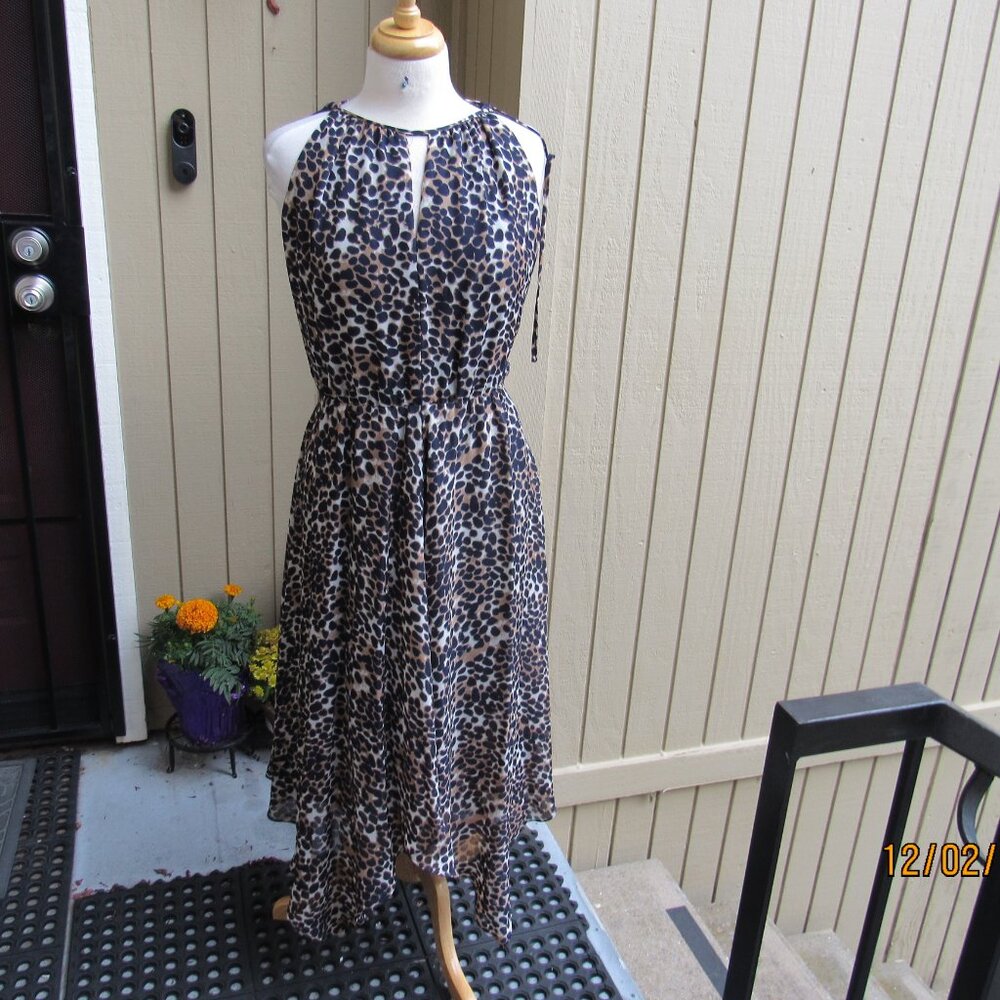 #652  NEW WOMAN'S CHIFFON LEOPARD PRINT DRESS BY JESSICA HOWARD  (SIZE 16)